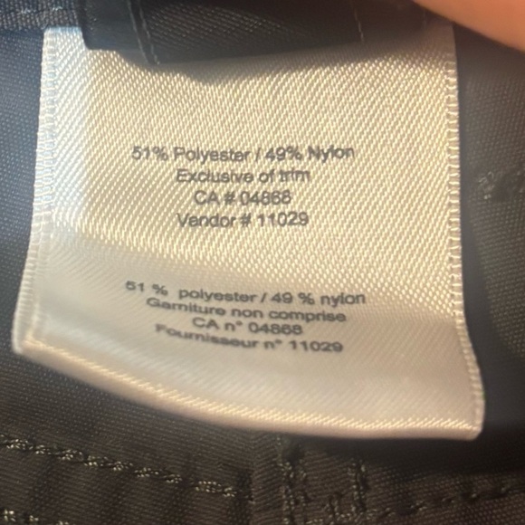 MEC Dark Gray Hiking Trail Capris Women’s Size 12 EUC - Picture 5 of 8